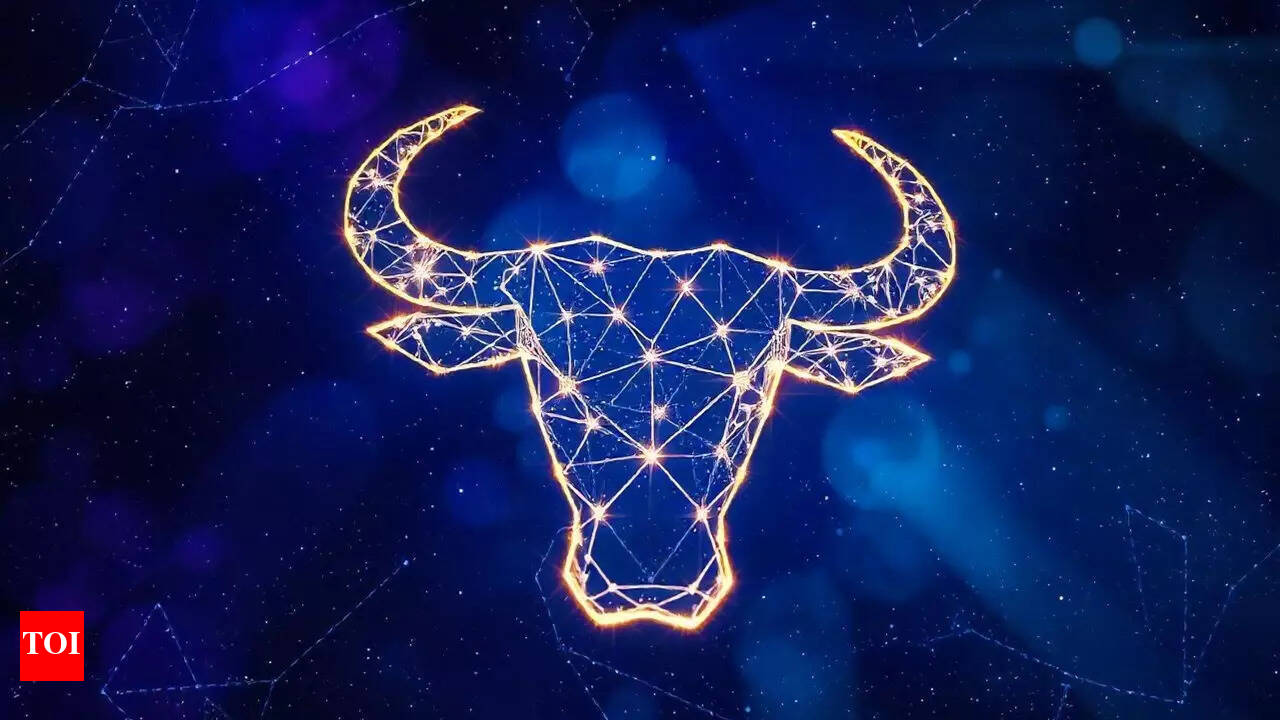 Taurus Horoscope April 2025 : Opportunities and challenges coexist; steady progress is key